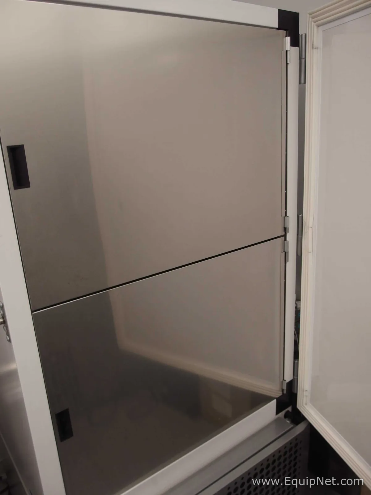 Thermo Scientific TSX60086A TSX Series -80C Ultra-Low Temperature Upright Freezer