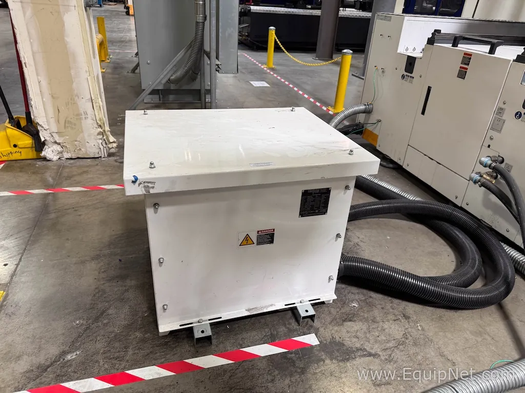 Engel t-win 8500 Injection Molder