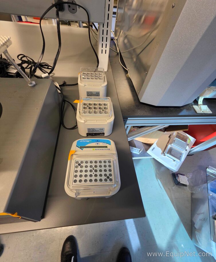 Lote de 3 Baño Seco / Bloque Caliente Benchmark Scientific Inc. myBlock