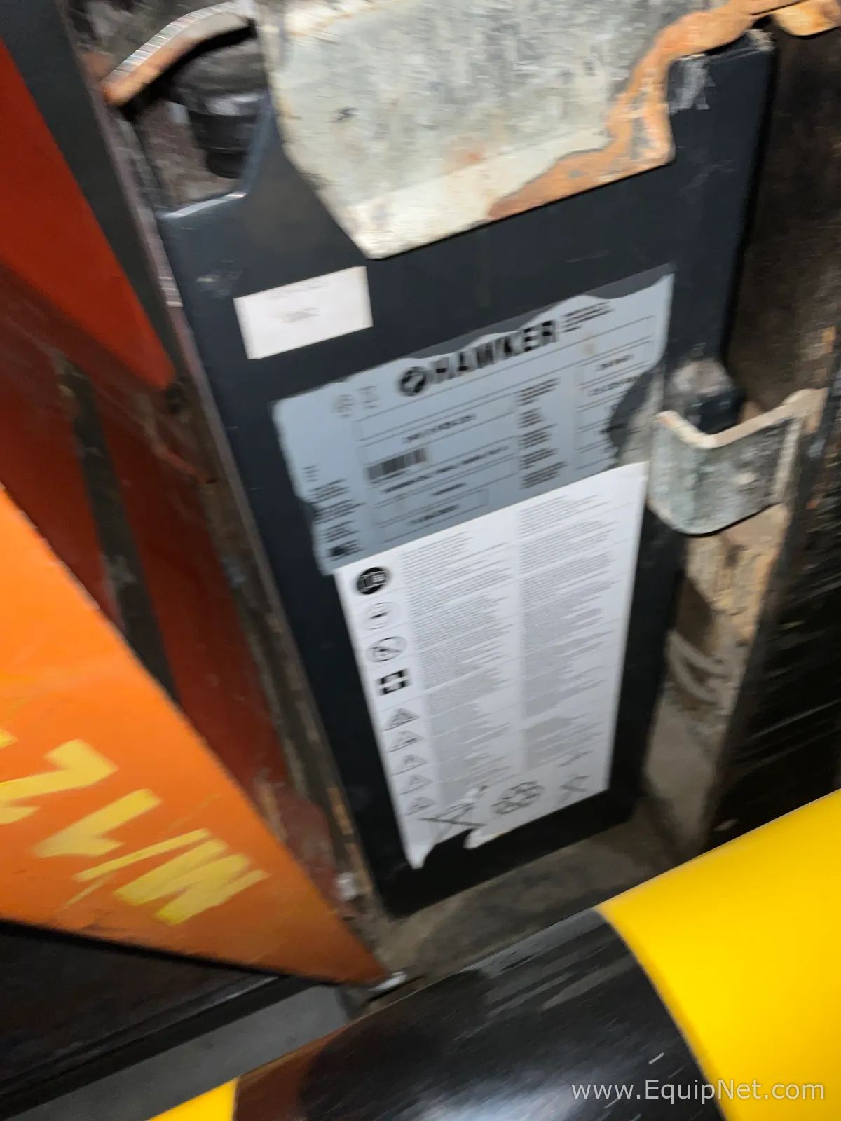 Toyota BT Staxio LPE200/6 Pallet Jack With Hawker Battery