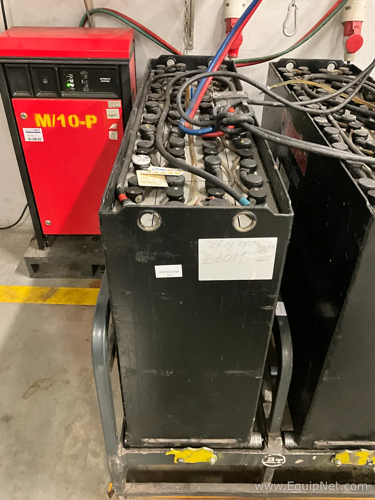 Distribución Eléctrica Hawker Inc 48V 4PZS620