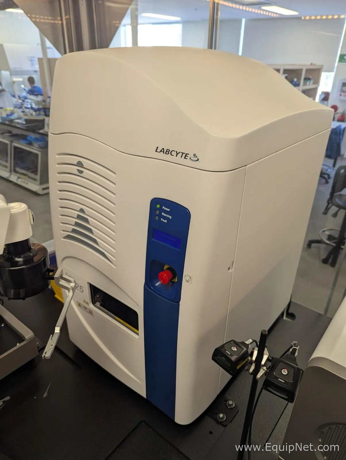 Manipulador de Líquidos Labcyte Inc Echo 525