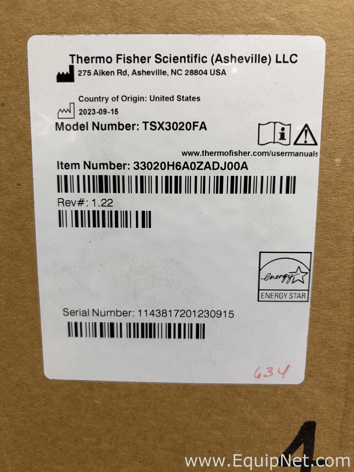 Freezer Thermo Scientific TSX3020FA. Sem Uso