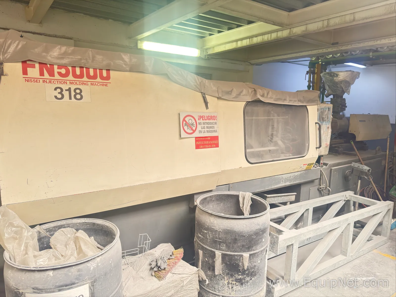 Nissei Plastic Industrial FN5000 Injection Machine