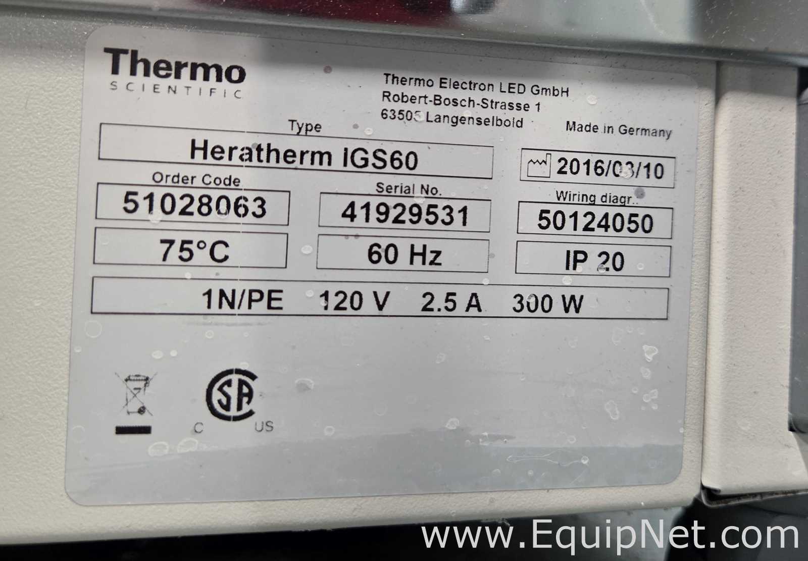 Incubadora Thermo Scientific Heratherm IGS60