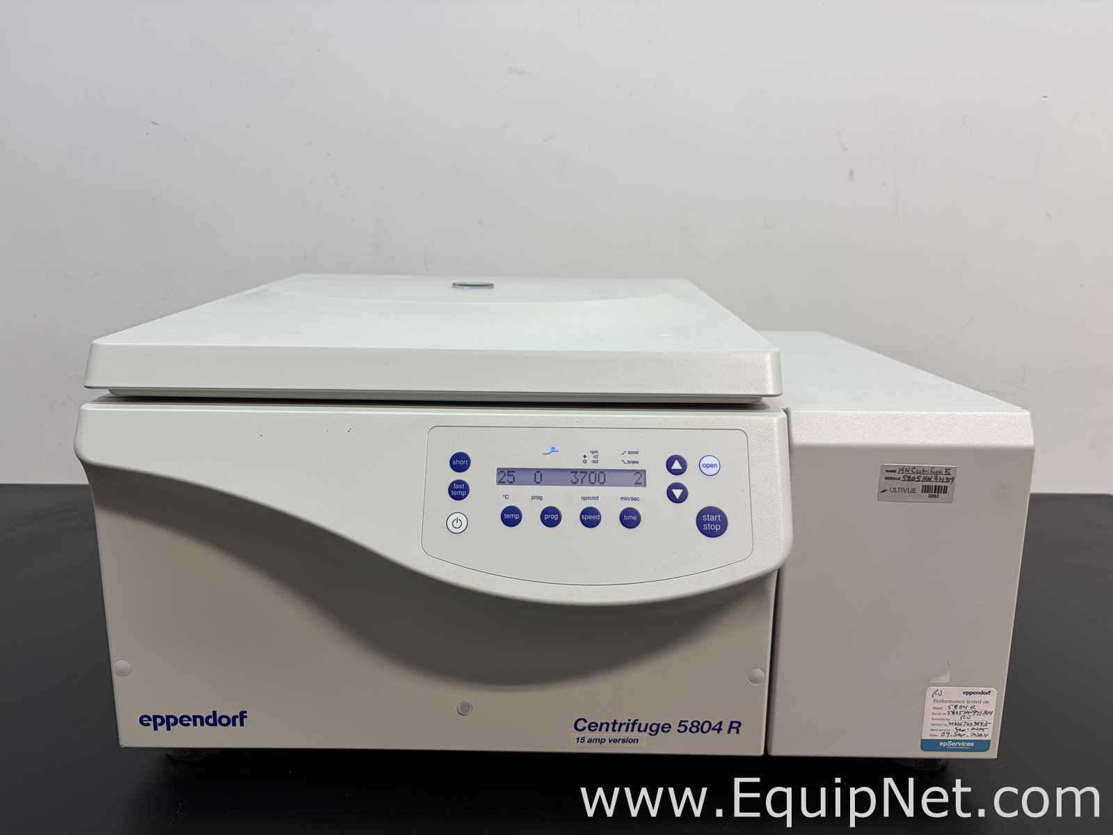 Centrífuga para laboratorio Eppendorf 5804R