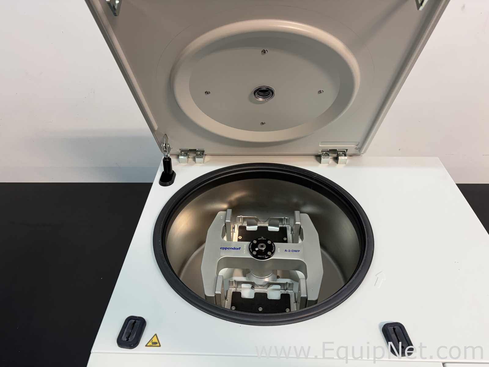 Centrífuga para laboratorio Eppendorf 5804R