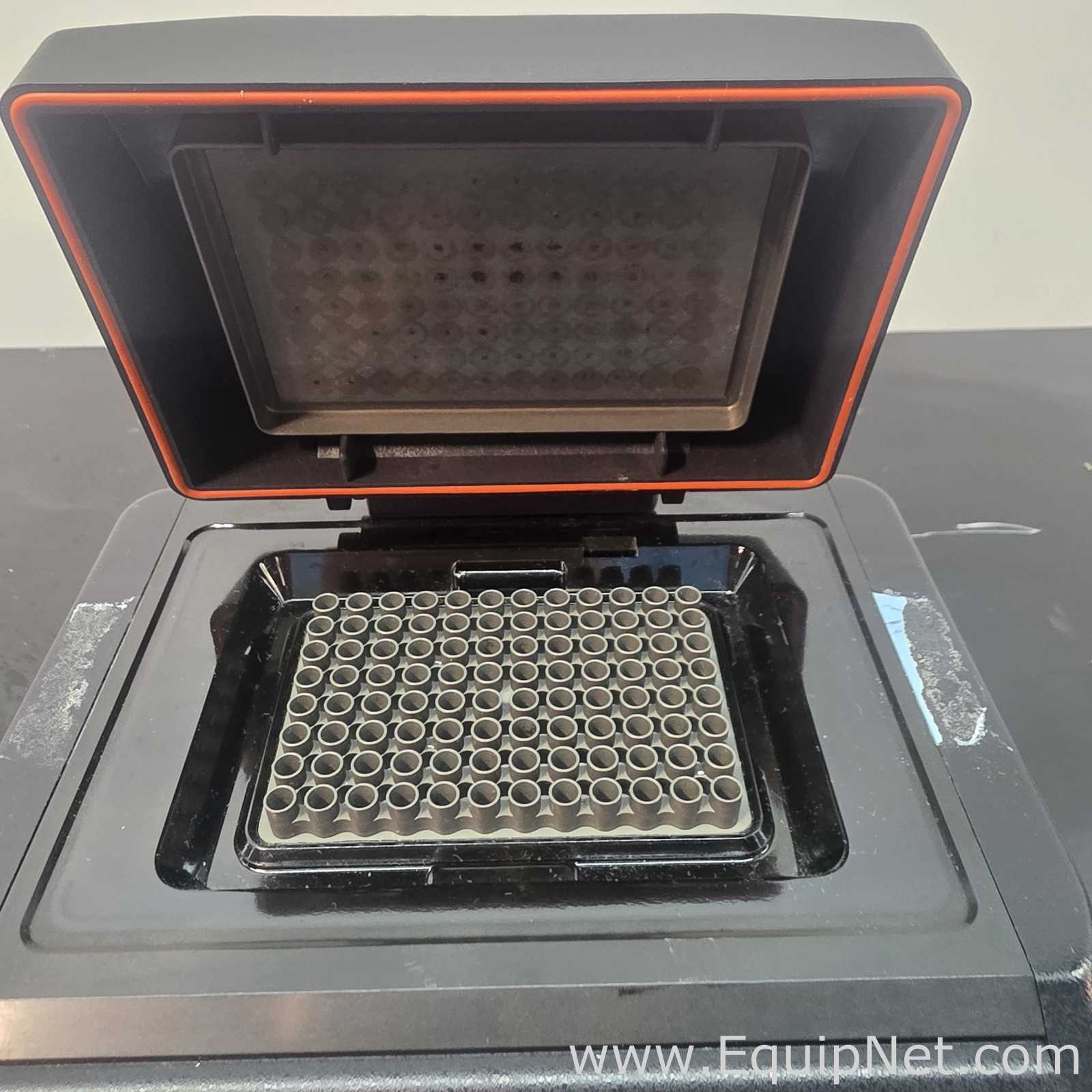 lote de  2 PCR e Termociclador MJ Research PTC-200