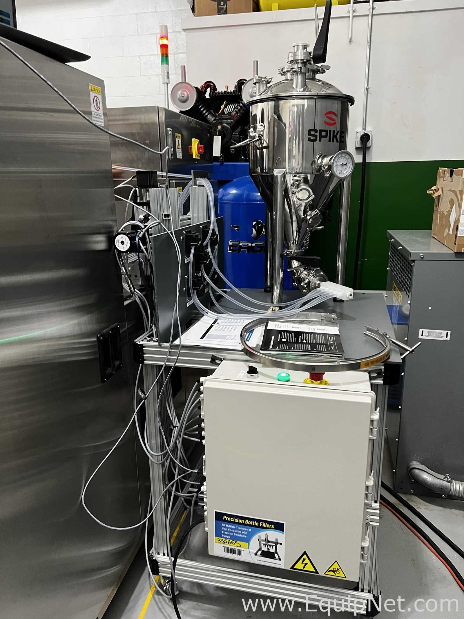 Línea de Llenado de Bebidas Maruho Hatsujyo Innovations Eagle Omni