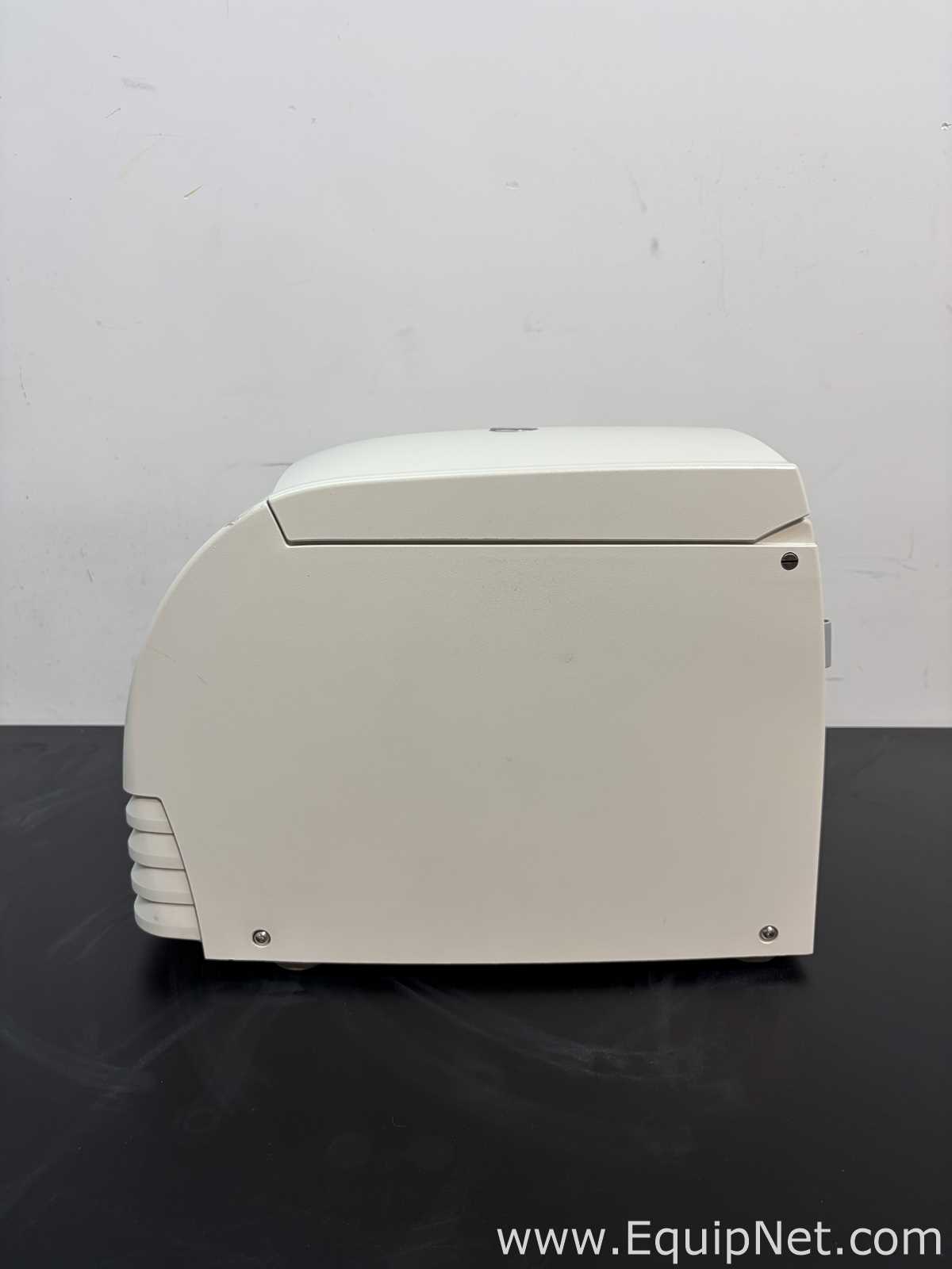 Lot of 2 Thermo Scientific Sorvall Legend Micro 21R Laboratory Centrifuges