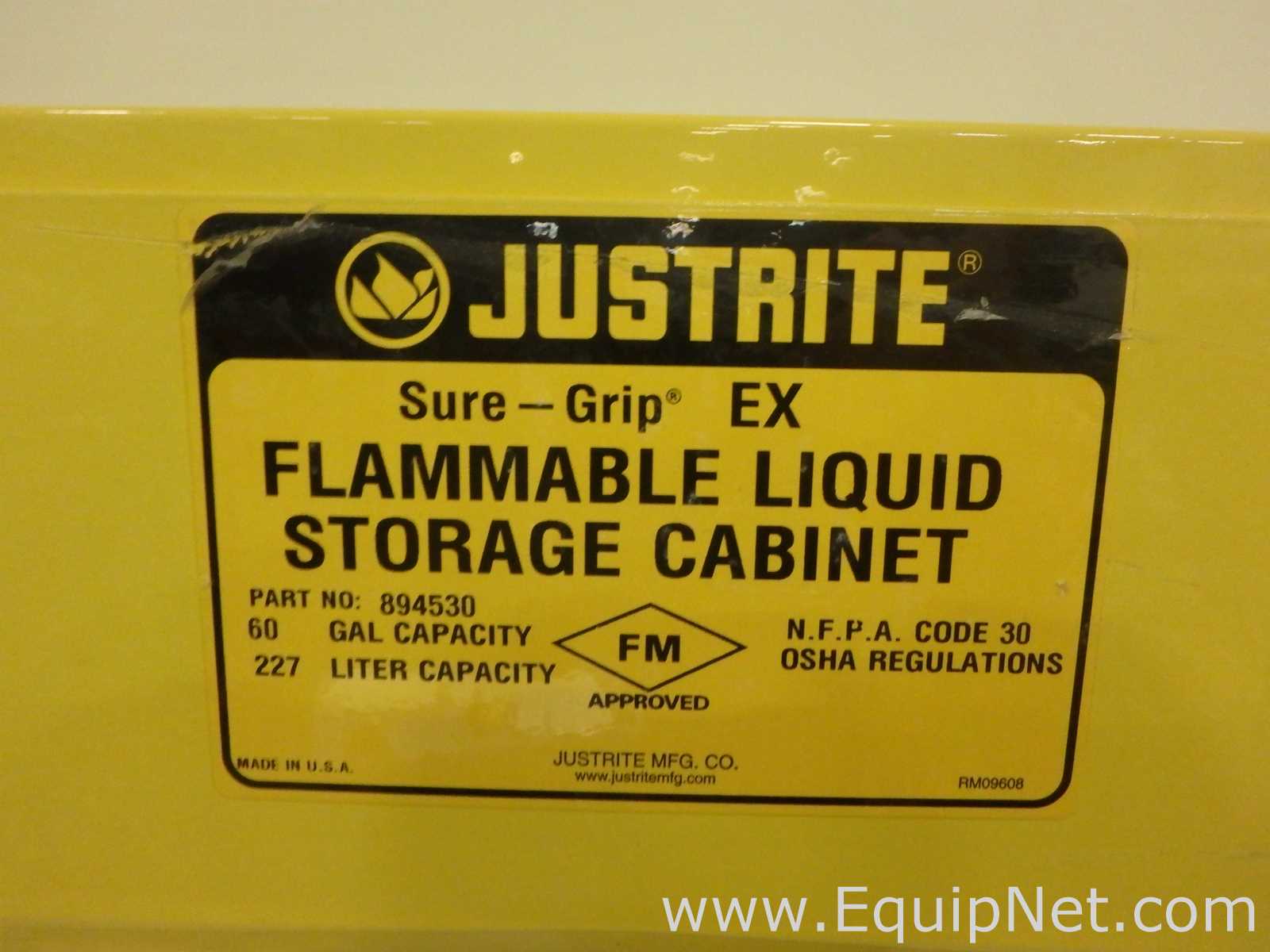 Lote de 2 Gabinetes de Almacenamiento de Inflamables JustRite Requisitos de aire 22 GALS