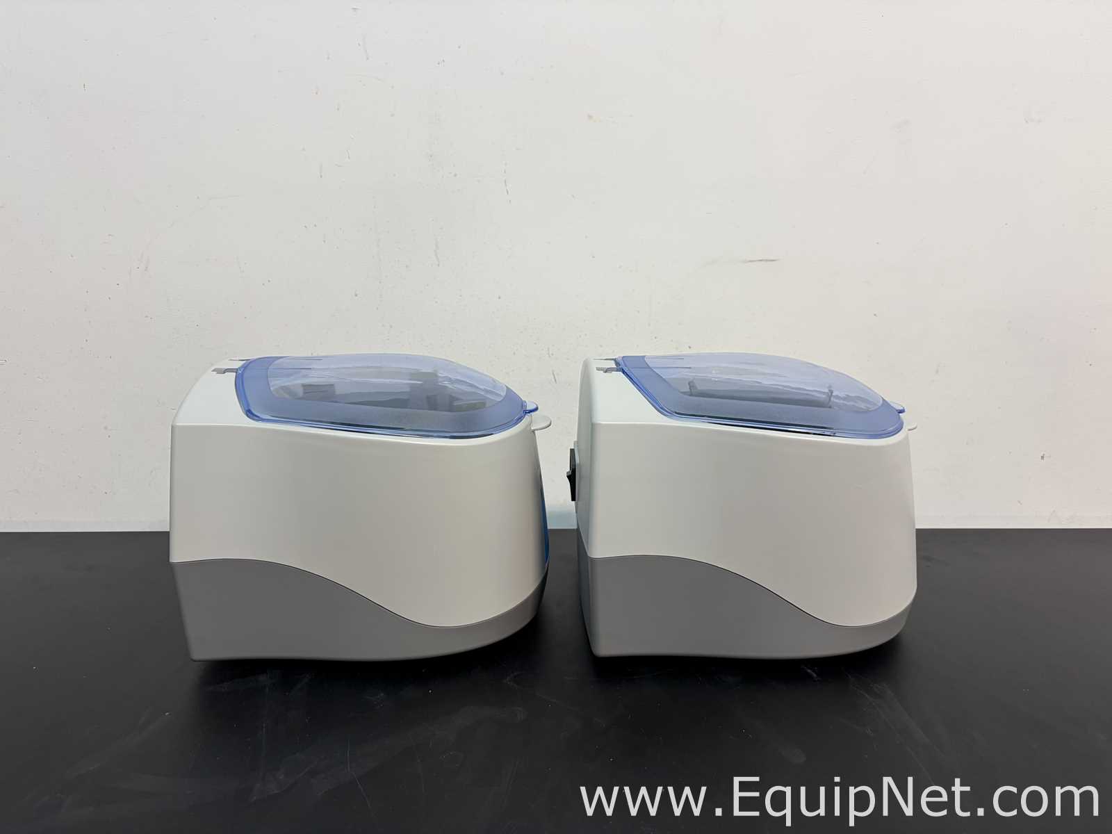 Los aus 2 Laborzentrifuge Benchmark Scientific Inc. C2000 PlateFuge