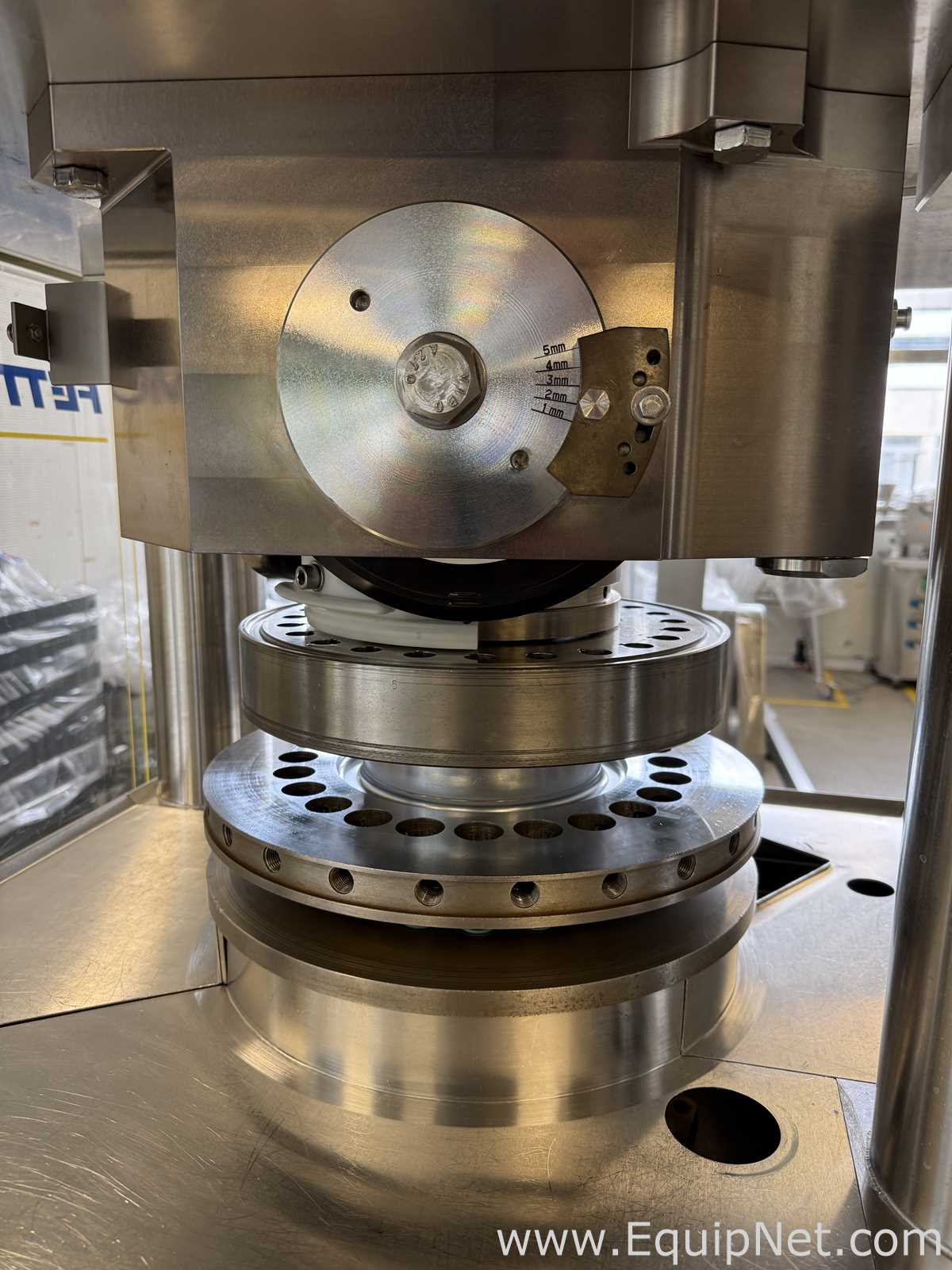 Fette 1200i Single Rotary Tablet Press