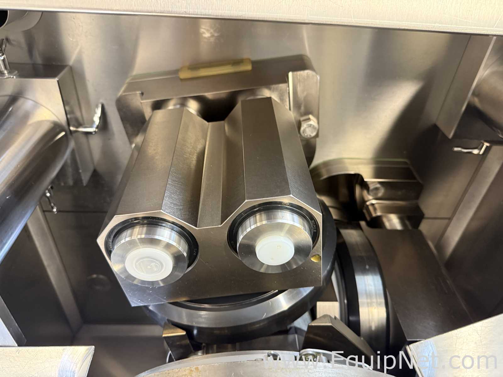 Fette 1200i Single Rotary Tablet Press