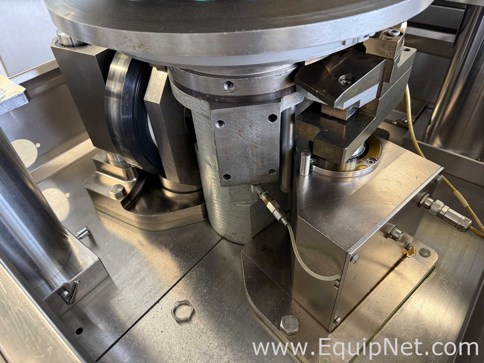 Fette 1200i Single Rotary Tablet Press