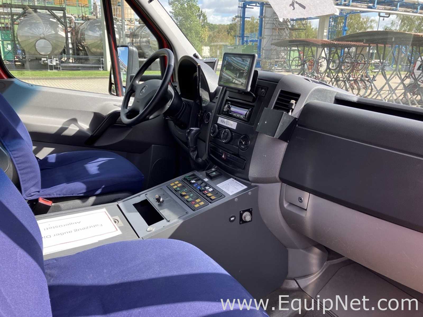 2009 MERCEDES-BENZ Sprinter 906 Krankenkraftwagen (RTW)