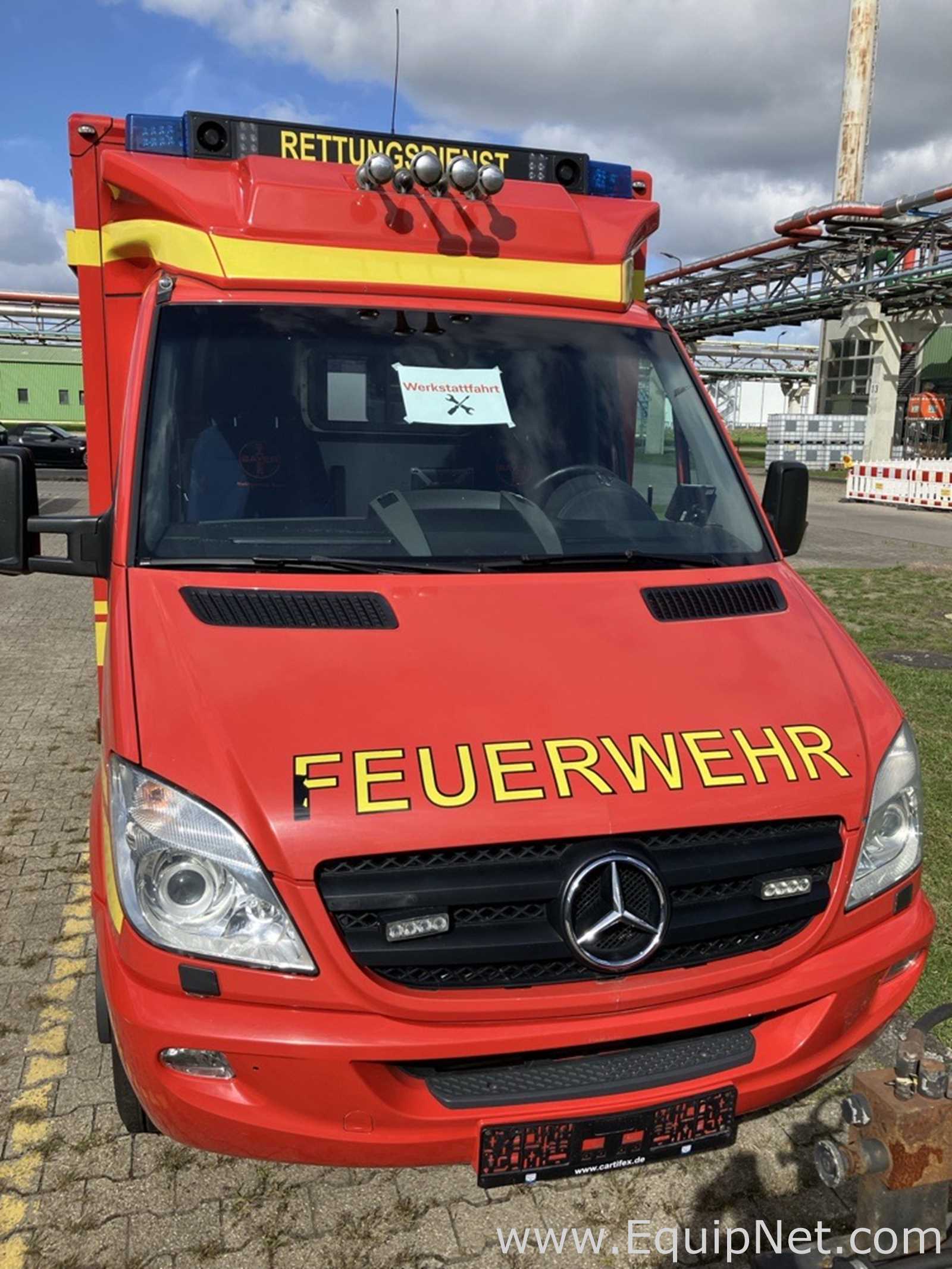 2009 MERCEDES-BENZ Sprinter 906 Krankenkraftwagen (RTW)