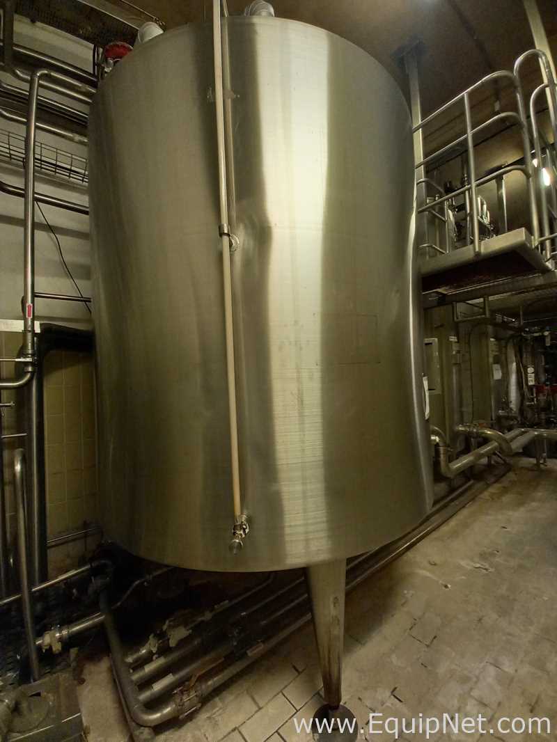 Lot with 04 Stainless Steel Tanks