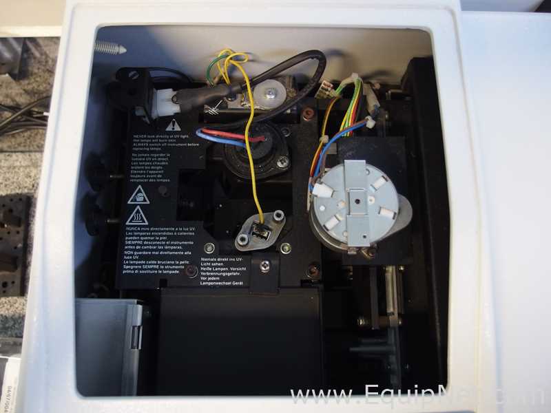 Espectrofotómetro Varian Cary 100 Conc