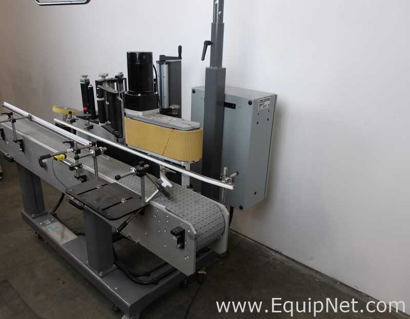 Etiquetadora Southern California Packaging Equipment, INC. ST1100