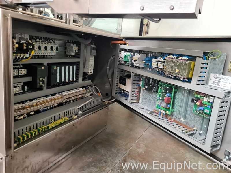 Combinação Envasadora-Tampadora Monobloco  IMA FARMOMAC F97