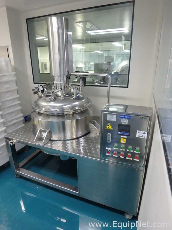Portable Stainless Steel Vertical Mixing Tank Capacity 120 L with Agitator on Top