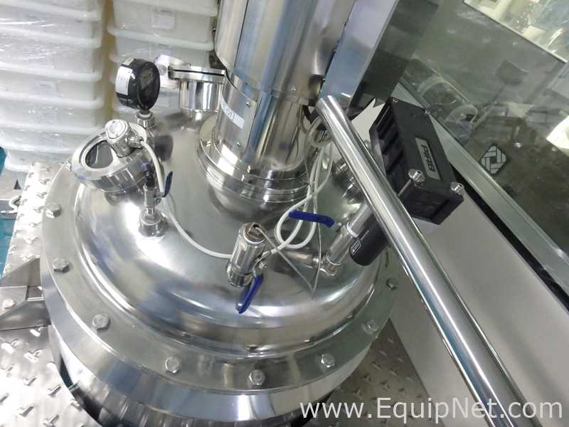 Portable Stainless Steel Vertical Mixing Tank Capacity 120 L with Agitator on Top