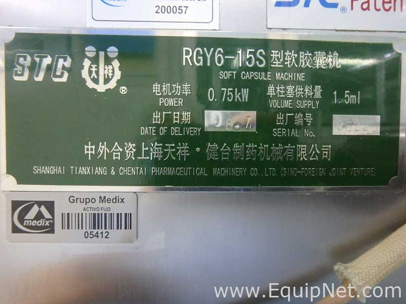 Maquina Encapsuladora de Capsula Suave marca STC modelo RGY6-15S con Equipos Perifericos