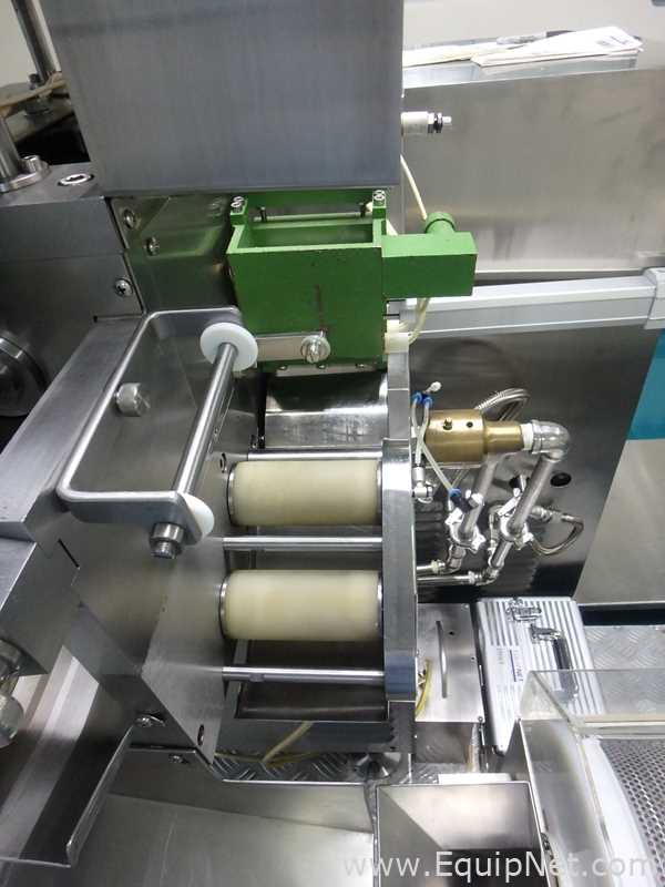 Maquina Encapsuladora de Capsula Suave marca STC modelo RGY6-15S con Equipos Perifericos