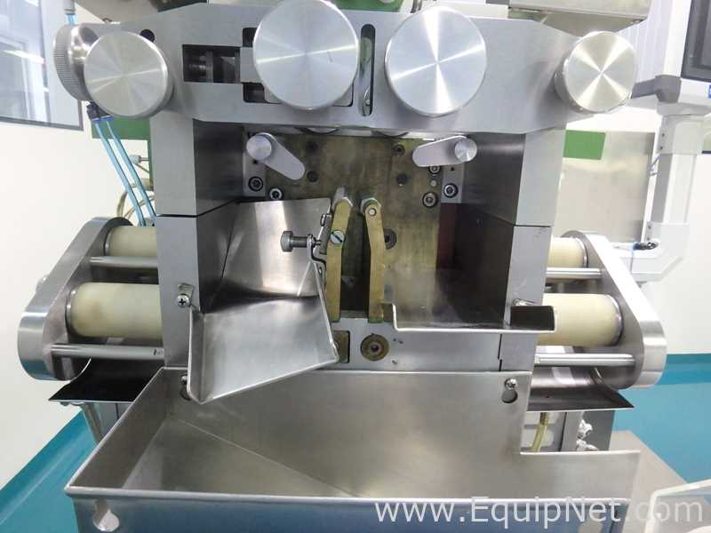 Maquina Encapsuladora de Capsula Suave marca STC modelo RGY6-15S con Equipos Perifericos