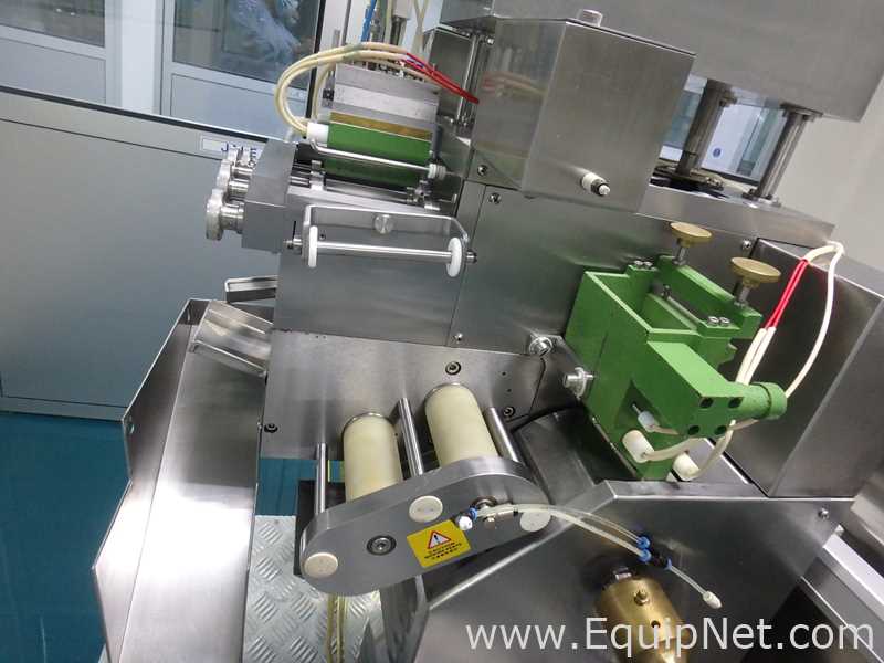 Maquina Encapsuladora de Capsula Suave marca STC modelo RGY6-15S con Equipos Perifericos