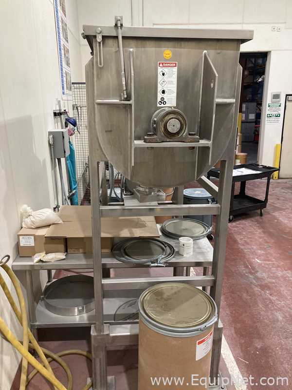 25 Cu. Ft. Aaron Process Equipment Stainless Steel Ribbon Blender LIKE NEW
