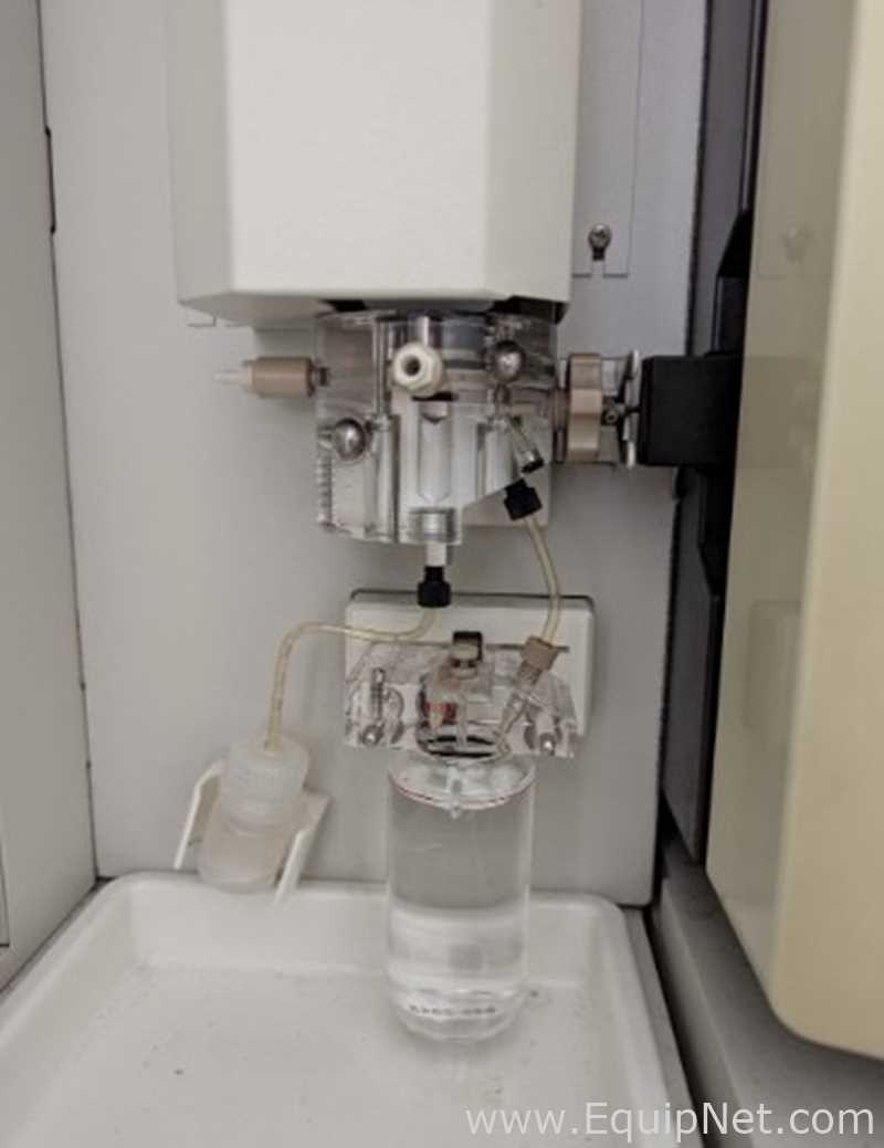 Applied Biosystems Hitachi 3730XL DNA Analyzer System
