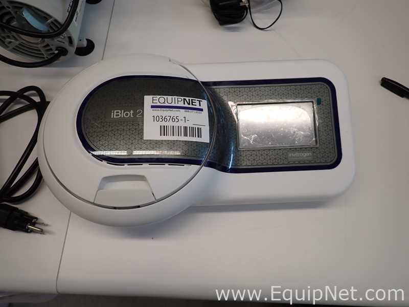 Invitrogen iBlot2 Gel Transfer Device