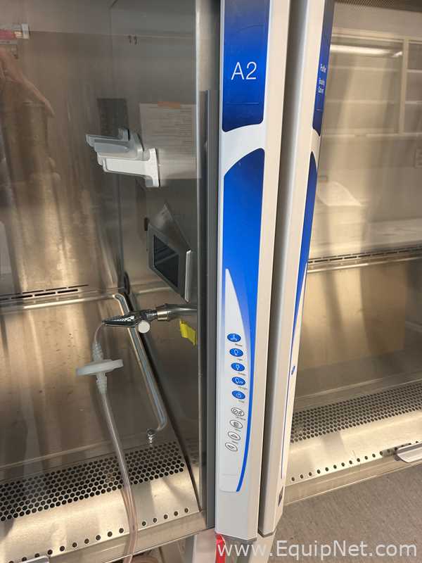 Labconco Corporation Logic Plus A2 Biological Safety Cabinet