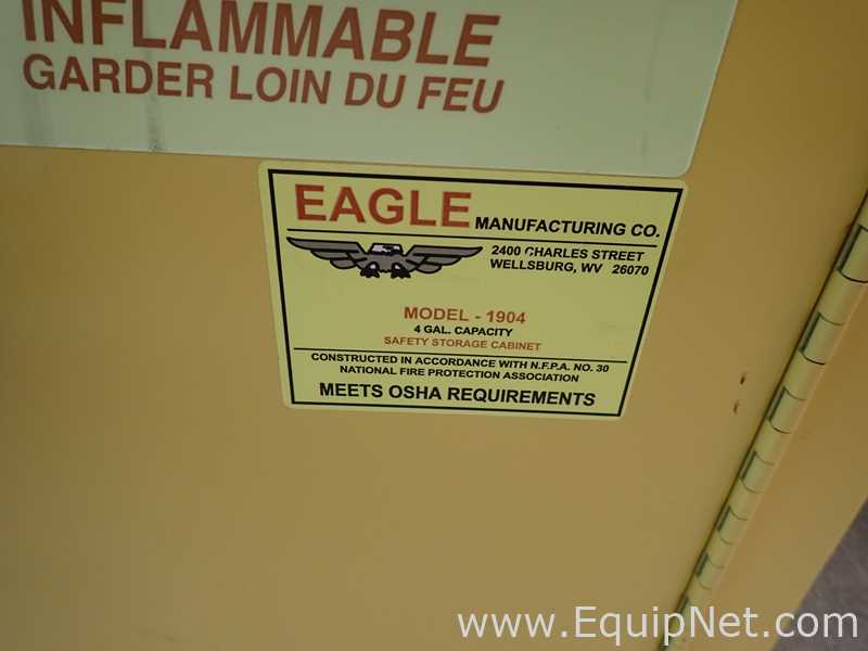 Armário de Armazenamento para Inflamáveis Eagle Manufacturing Co Requisitos de Ar 4 GALS