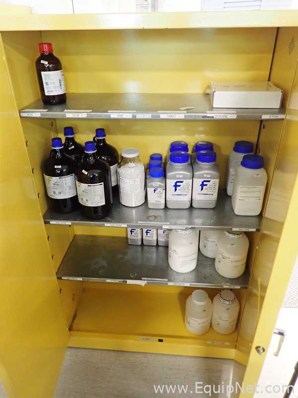 Armário de Armazenamento para Inflamáveis Eagle  Requisitos de Ar 45 GALS