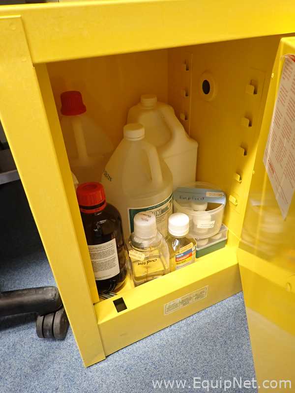 Justrite 4 Gallon Flammable Storage Cabinet