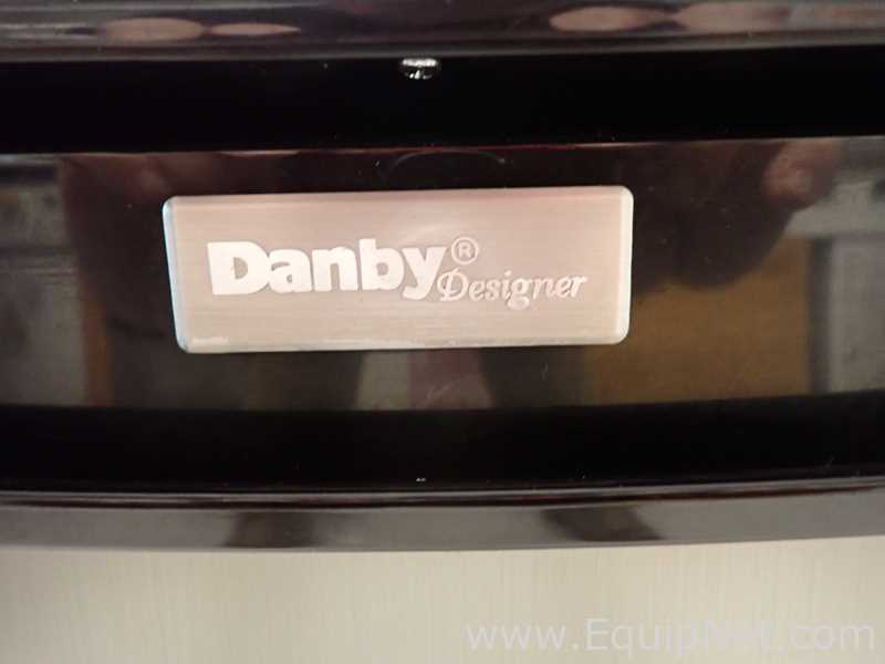 Danby DAR044A5BSLDD Refrigerator