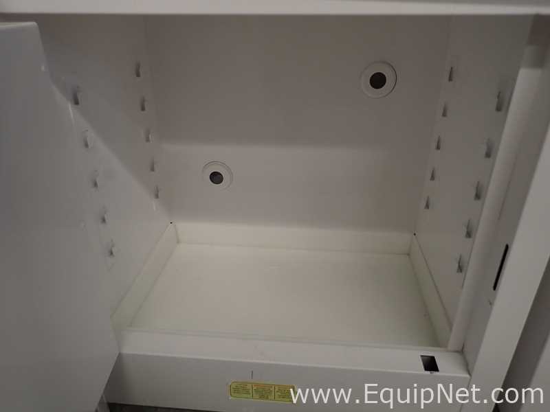 Lote de 2 Gabinetes de Almacenamiento de Inflamables JustRite Requisitos de aire 7 GALS