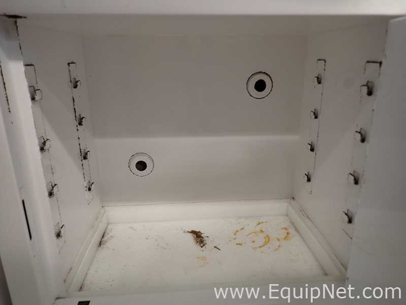 Lote de 2 Gabinetes de Almacenamiento de Inflamables JustRite Requisitos de aire 7 GALS