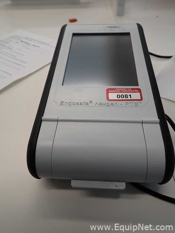 Espectrofotómetro Charles River Labs PTS150