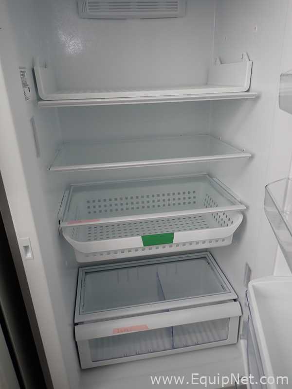 Refrigeradores Frigidaire FGVU21F8QFC