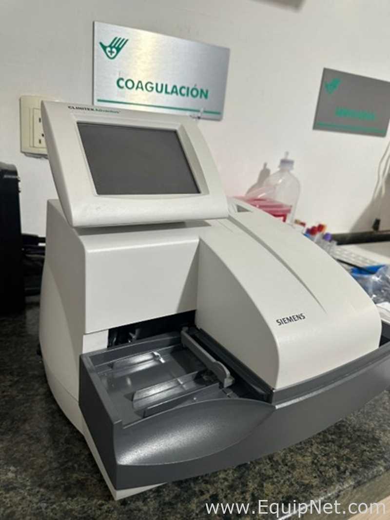 Siemens CLINITEK Advantus Chemistry Analyzer