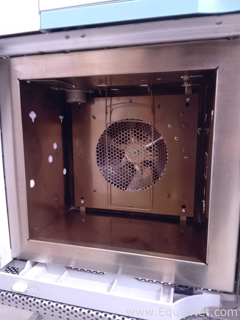Hewlett Packard HP 6890 Series Gas Chromatograph