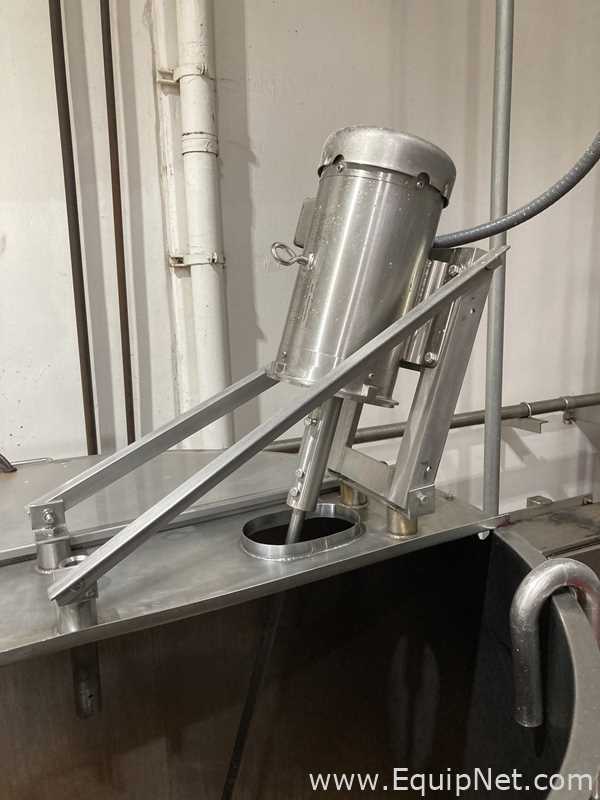 Chem-Tek 533 Gallon OVS Tank With 5 HP Agitator
