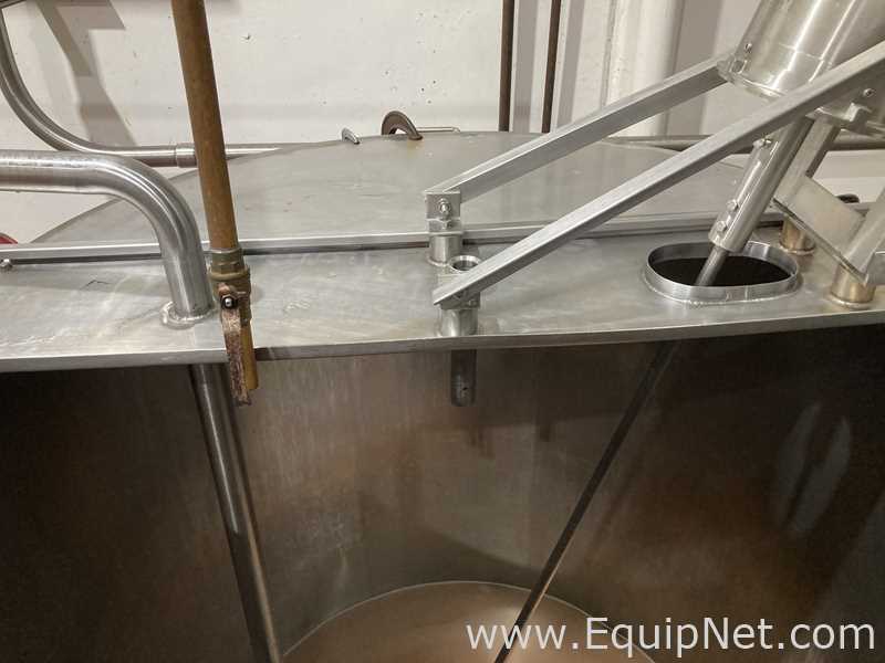 Chem-Tek 533 Gallon OVS Tank With 5 HP Agitator