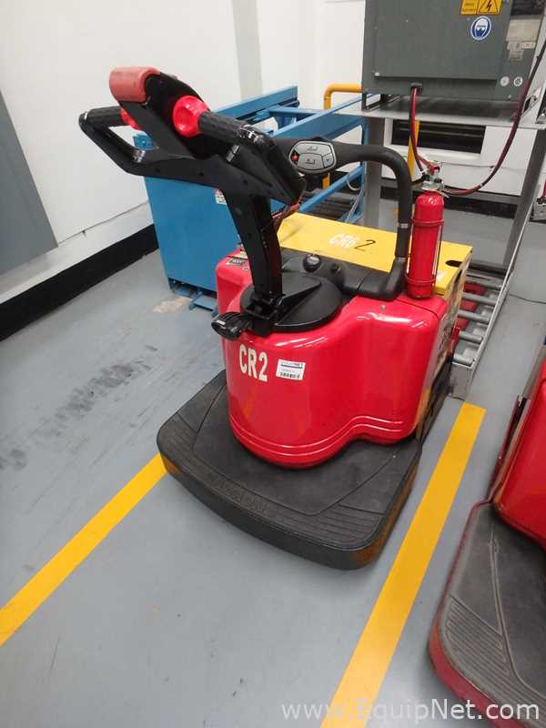 Raymond 8400 Electric Pallet Jack