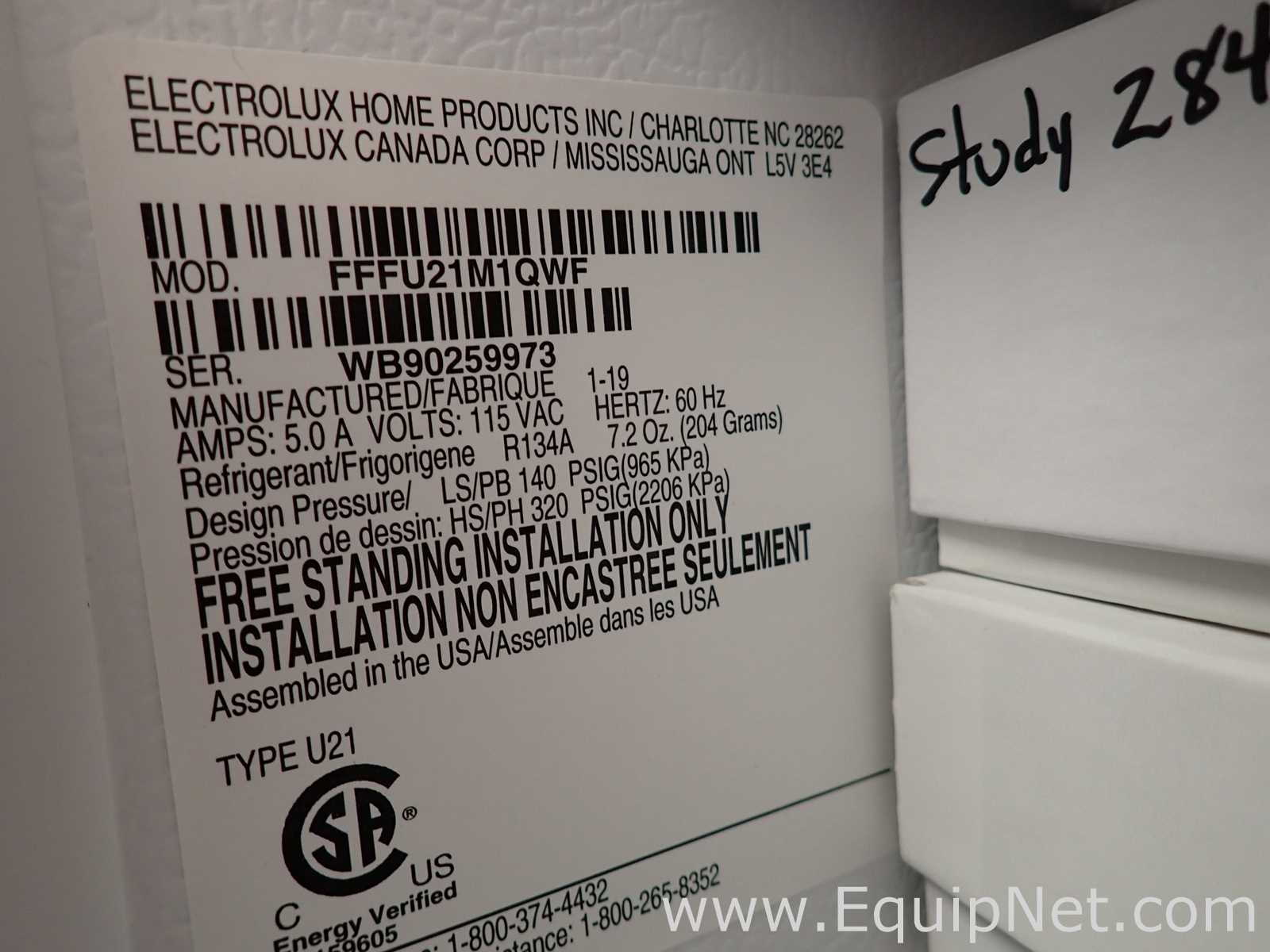 Congelador Frigidaire FFFU21M1QWF