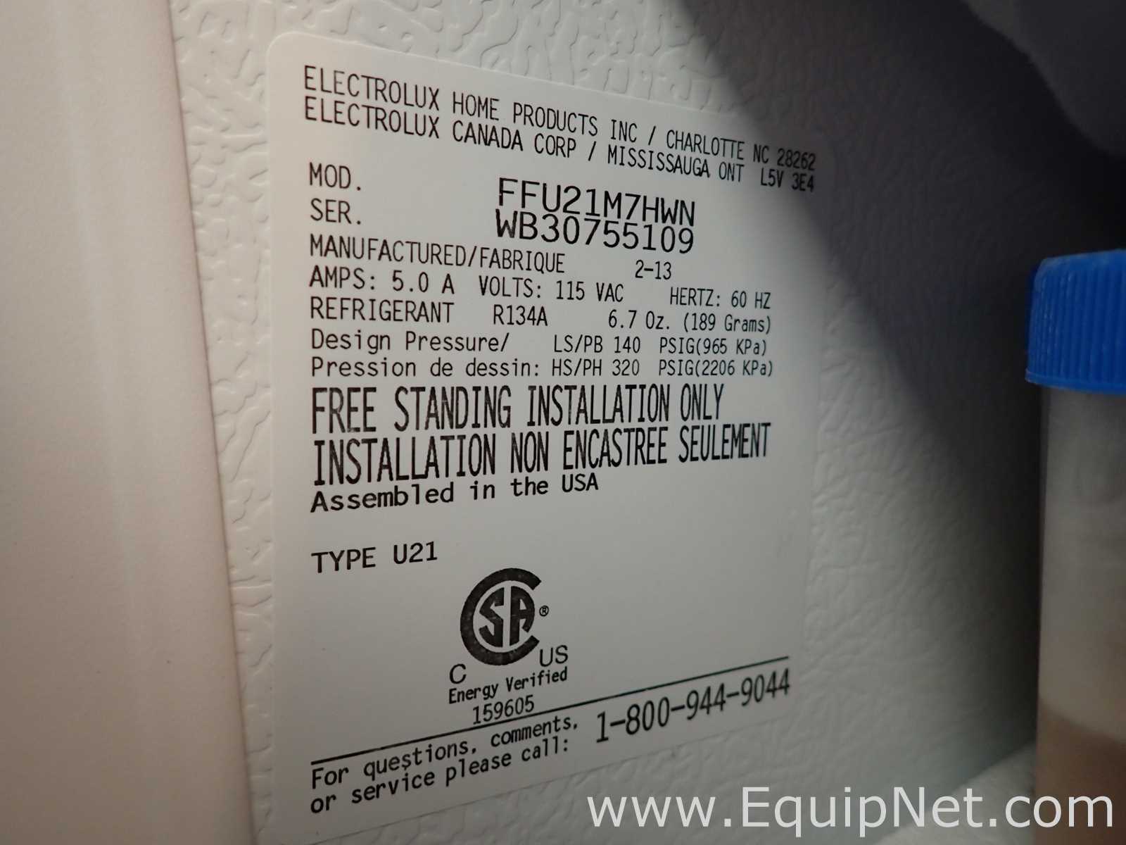Congelador Frigidaire FFU21M7HWN